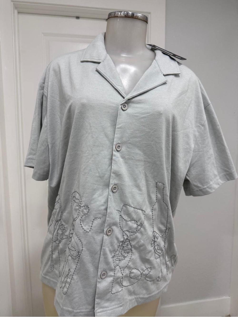 Light Gray Short-Sleeve Shirt Jacket with Stitch Detail